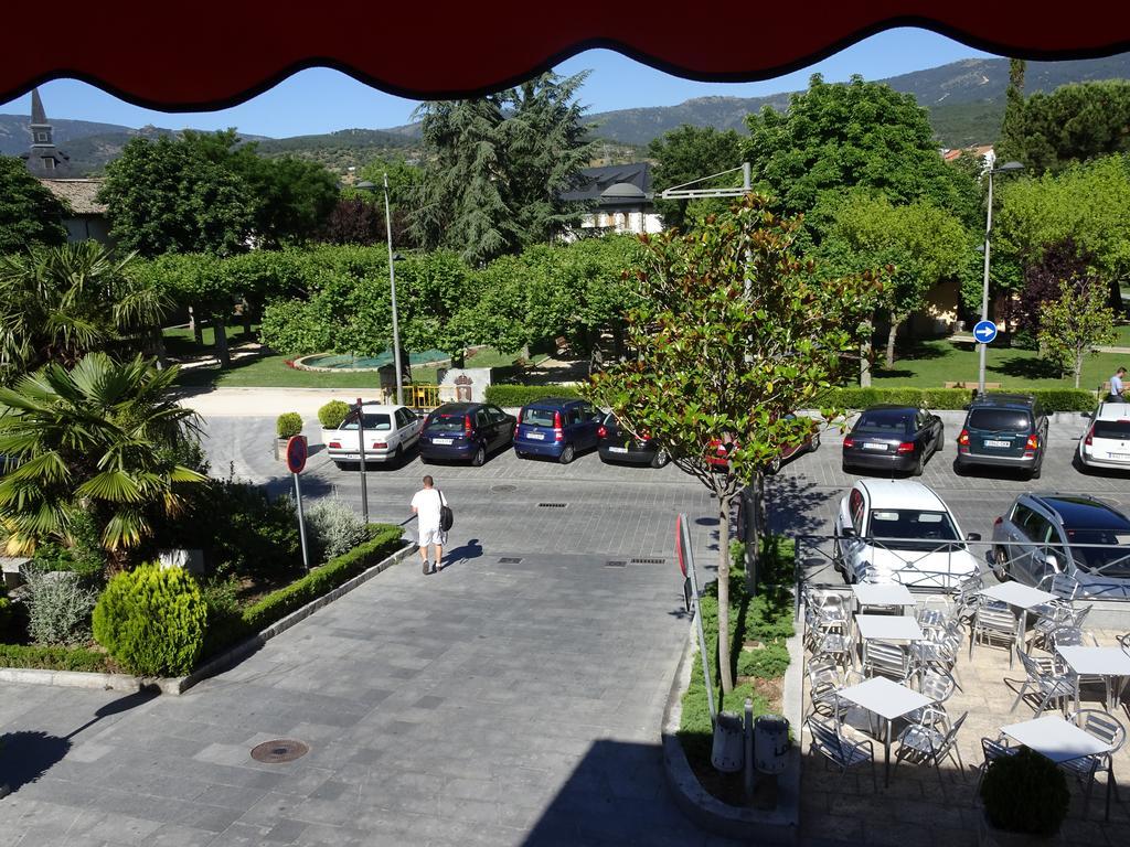 Hostal Gonzalez Guadarrama Exterior photo